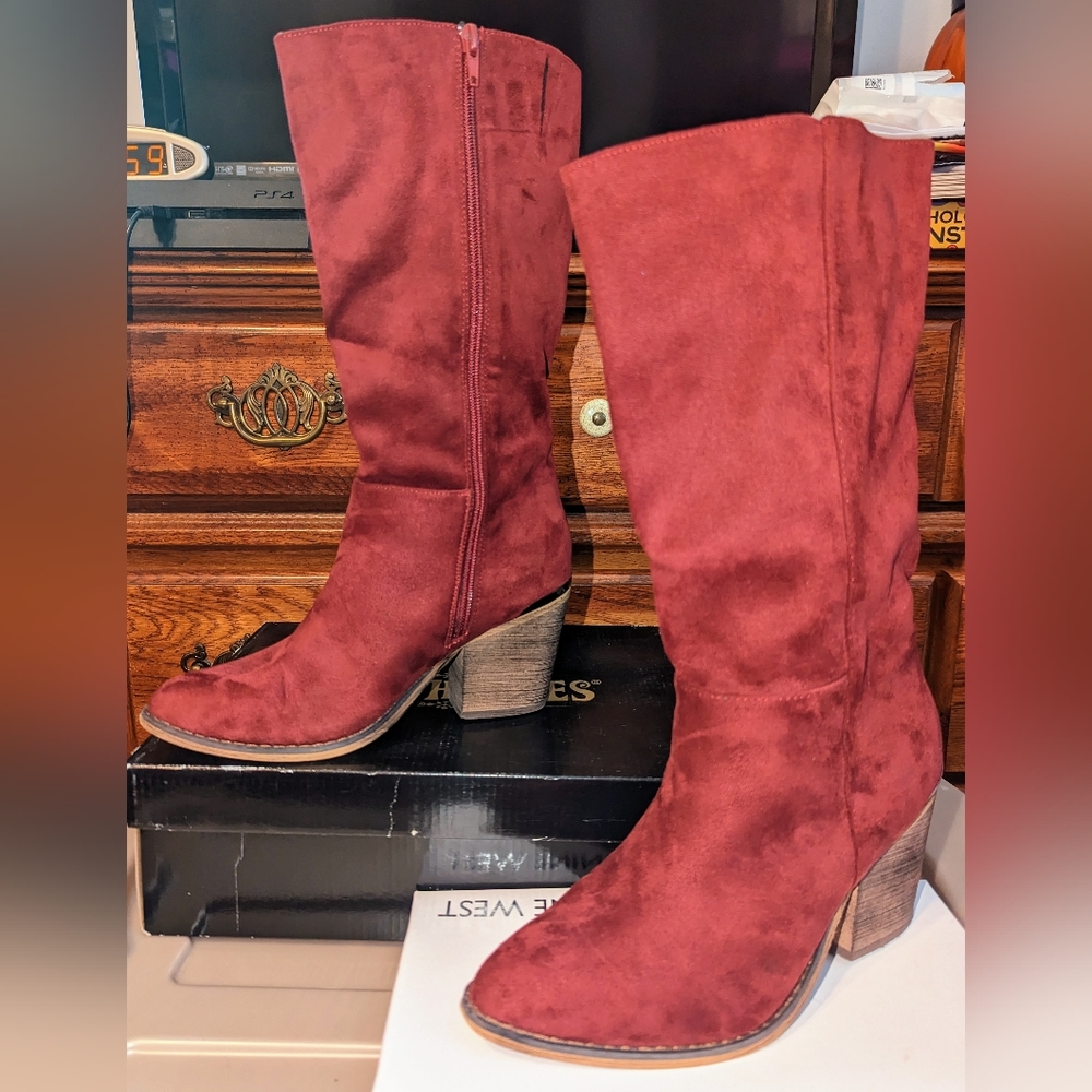 Ninety Union Park Ave Boot